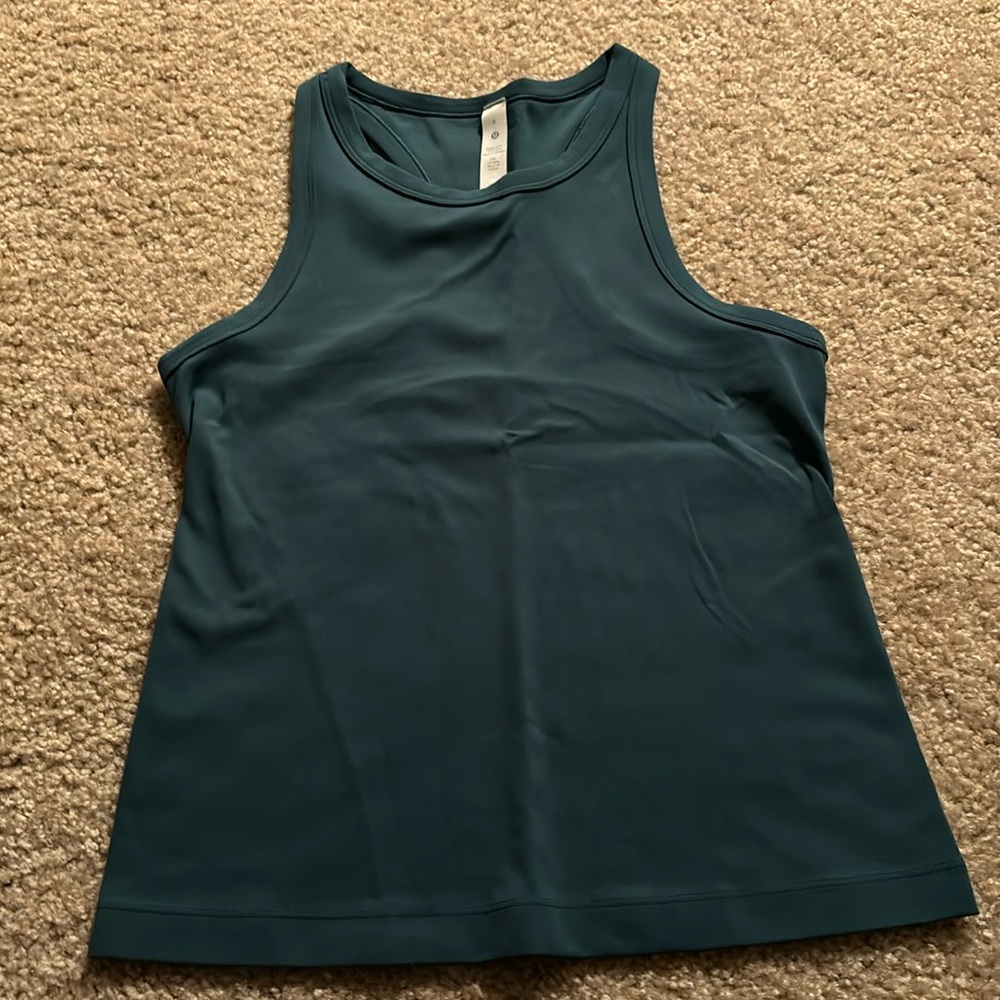 Lululemon women’s align waist length green tank